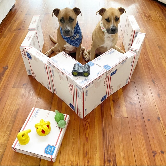 BUNDLE & SAVE ON SHIPPING! πππ - Picture 10 of 16